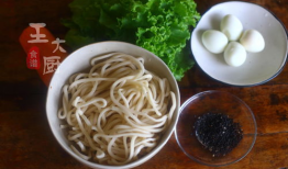 婴儿蚕丝面面短视频,蚕丝呵护，温暖成长